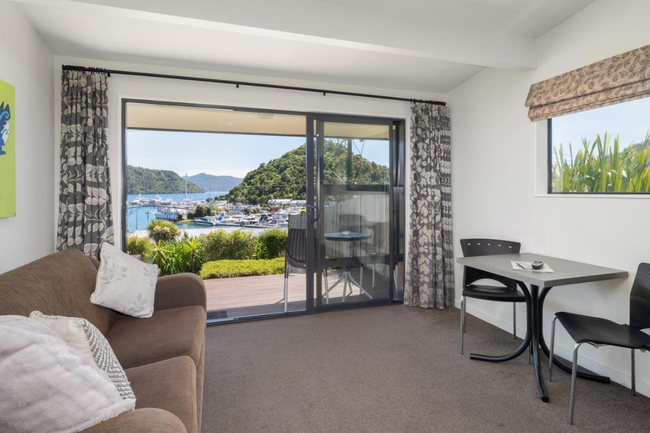 Harbour View Motel 4*